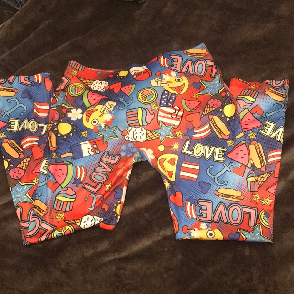 EMOJI LEGGINGS 😜✌🏽🌭
